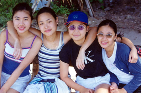 SCHOOL FRIENDS